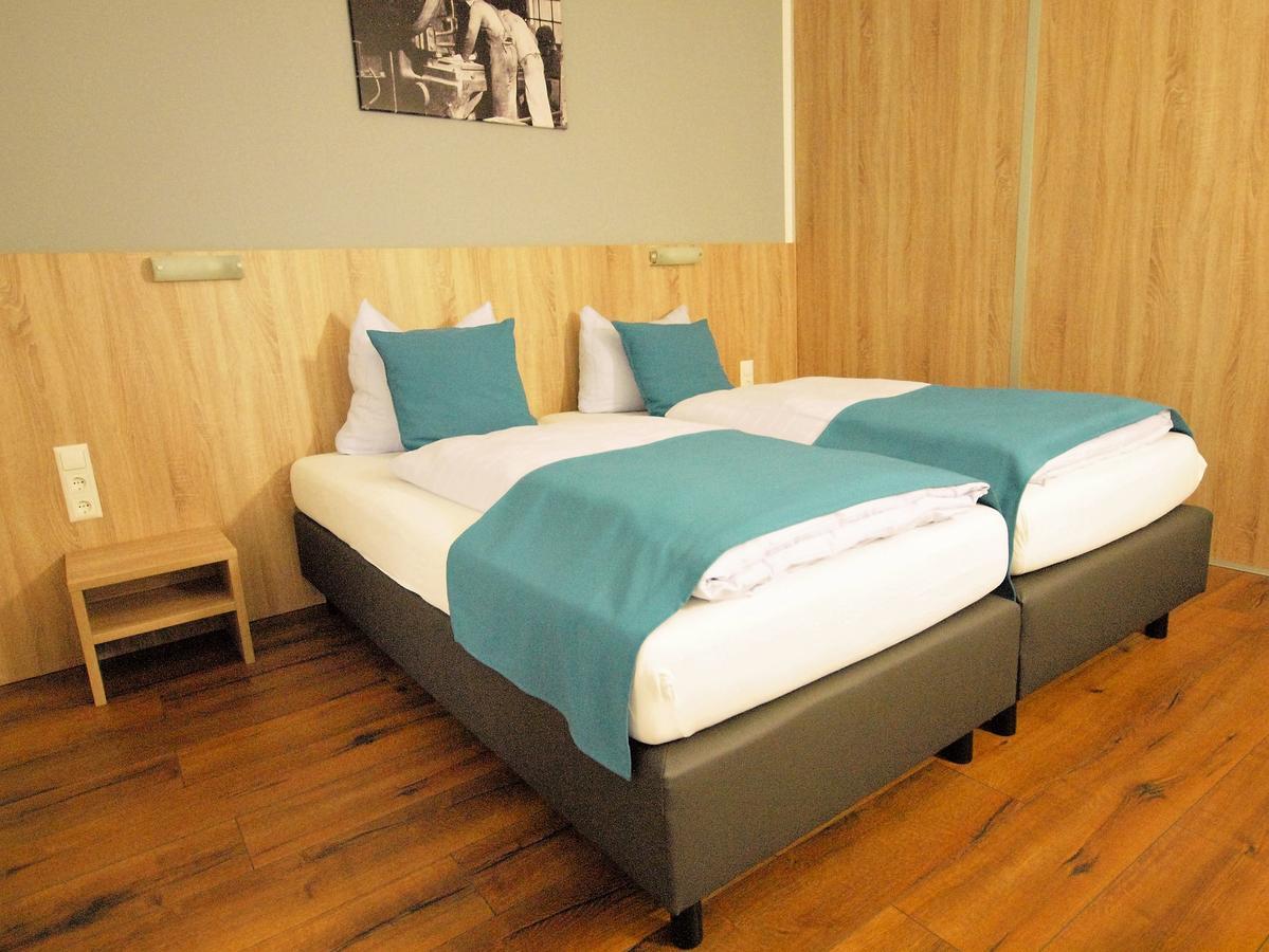 Hotel Traumfabrik Büttelborn Extérieur photo