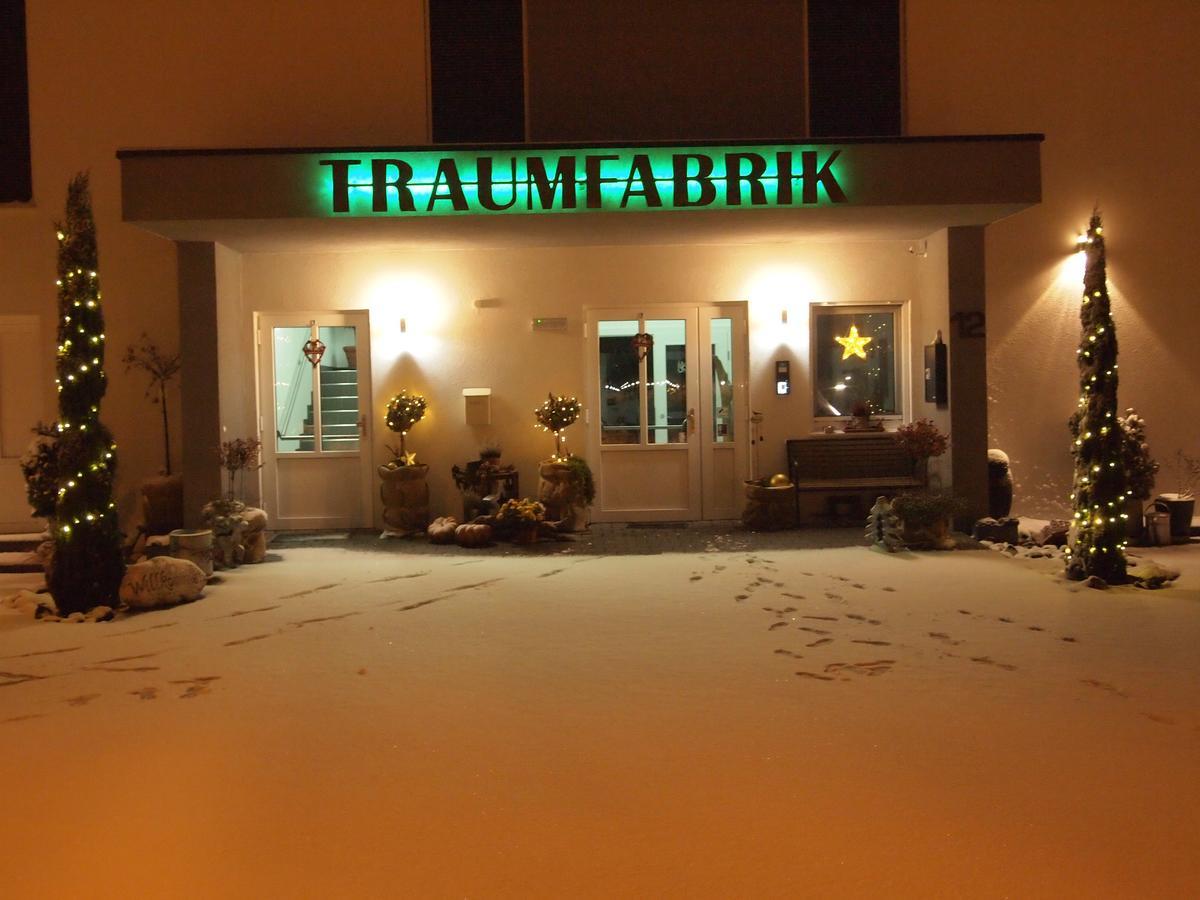 Hotel Traumfabrik Büttelborn Extérieur photo